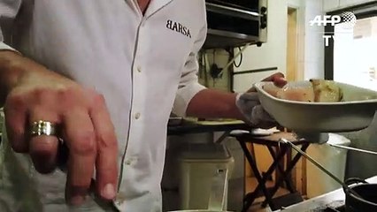 سمك الأربيمة العملاق يعود إلى أطباق المطاعم في ريو دي جانيرو