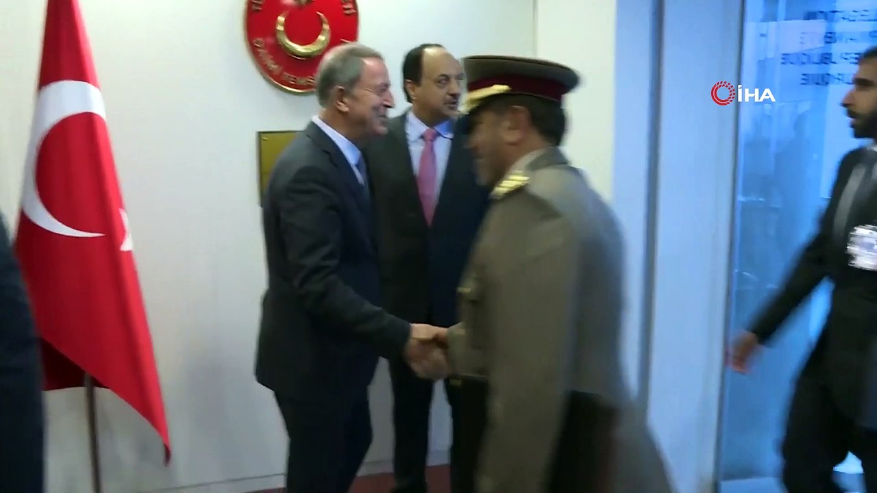 - Bakan Akar, Katar Başbakan Yardımcısı Al Attiyah ile bir araya geldi