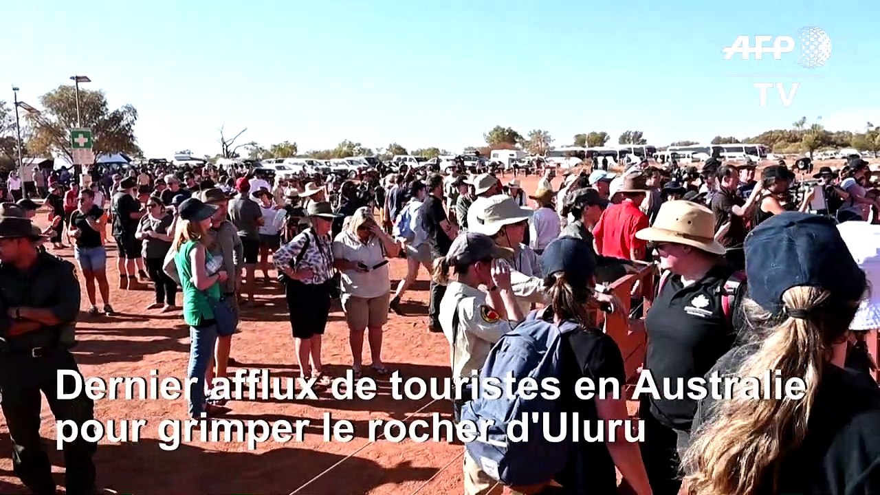 Australie: le rocher d'Uluru, sacré pour les aborigènes, est désormais fermé