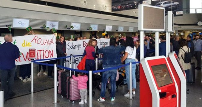 Terör örgütü PKK yandaşları, Frankfurt Havalimanı'nda Türklere saldırdı
