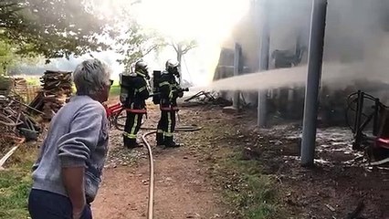 Incendie au lieu-dit La Planchette, dans la commune Entre-Deux-Eaux