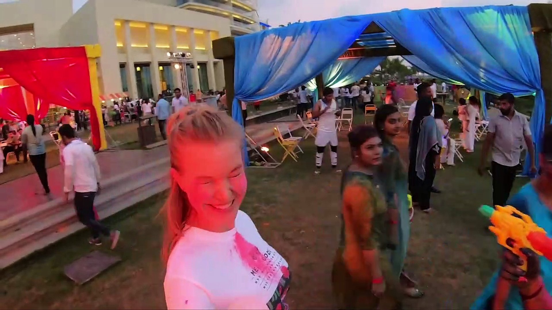⁣Celebrating Holi 2019 Festival in India! Kerala Travel Vlog