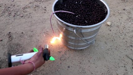 क्या_होगा_अगर_20000_साप_कि_गोलियां_एक_साथ_चला_दे_-_20000_Black_Snakes_at_Once_This_Diwali_2019