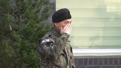 지드래곤 전역...세계 각국 팬 3천여 명 몰려 / YTN