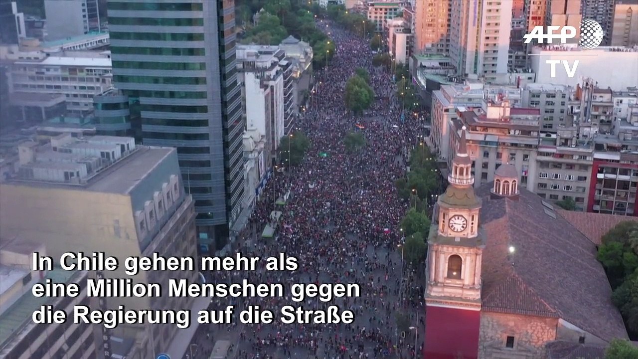 Chile: Mehr als eine Million Menschen protestieren gegen Regierung