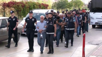 Kalpazan baba oğul tutuklandı