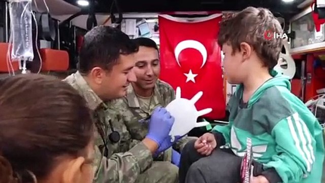 - Türk Kızılay'dan Tel Abyad'a Mobil Klinik Hizmeti- Tel Abyad Halkının Yaraları Sarılıyor