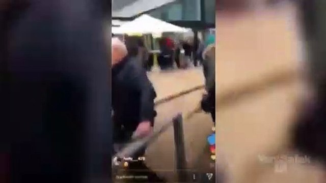 Terör örgütü PKK yandaşları Türk vatandaşlara saldırdı