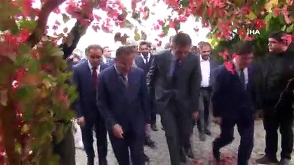 Bakan Selçuk: “Herkesin parası olur ama herkese hayır yapmak kısmet olmaz”