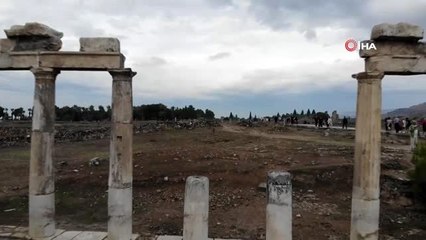 Pamukkale'nin eşsiz güzelliği havadan görüntülendi
