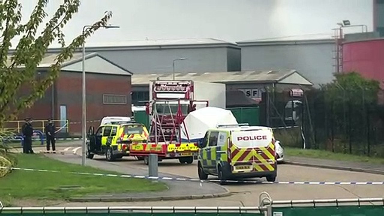 Leichenfund in Lkw: Weitere Festnahme in Großbritannien