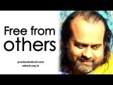 Acharya Prashant, with students: How to be free from the influence of others?