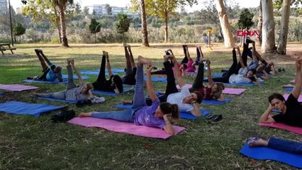 Adana yoga ile cumhuriyeti kutladılar