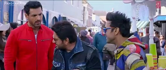 Pagalpanti Official Trailer - Anil, John, Ileana, Arshad, Urvashi, Pulkit, Kriti