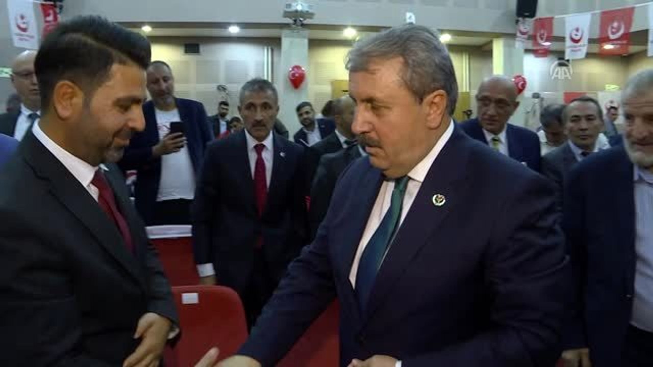 Destici: "Biz İslam'la müşerref olduğumuz günden beri Kürtlerle kardeşiz"