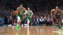 لقطة: كرة سلة: براون يمنح سيلتكس التقدّم عبر سلّة ساحقة مذهلة