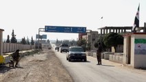 سكان مدينة تل أبيض السورية يتطلعون لإعادة النشاط التجاري مع تركيا