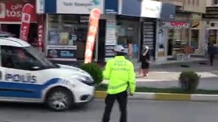 Artık sıradanlaştı! İki kadının bıçaklanma anı kamerada