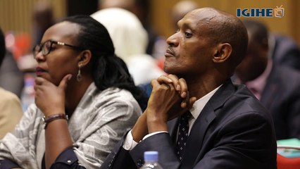 Perezida Kagame yahishuye uburyo bingingirwaga kuguma muri Uganda