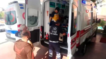 Kocaeli'de traktör devrildi: 1'i ağır 2 yaralı