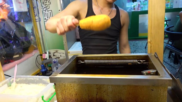 Taiwanese Street Food at Shilin Night Market - 길거리 음식