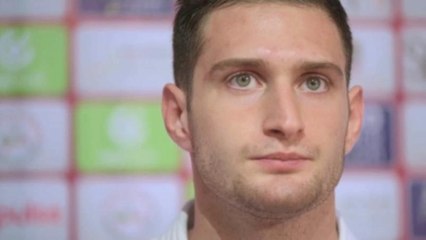 Nikoloz Sherazadishvili se cuelga el oro en el Grand Slam de Abu Dabi