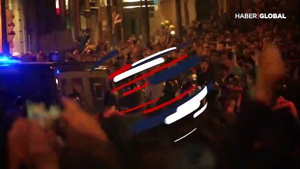 Barselona'da ayrılıkçıların gösterisine polis müdahale etti