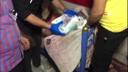 Adana'da uyuşturucu hap operasyonu kamerada