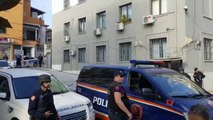 Masa e sigurisë për të arrestuarit e Lalëzit, rrethohet Gjykata e Durrësit
