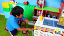 Ryan Pretend Play with Box Fort Vending Machine Snacks Toys!!!