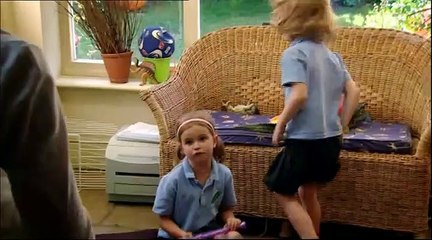 Outnumbered - Series 1 - Episode 4 | The Quiet Night In (GB - 12)