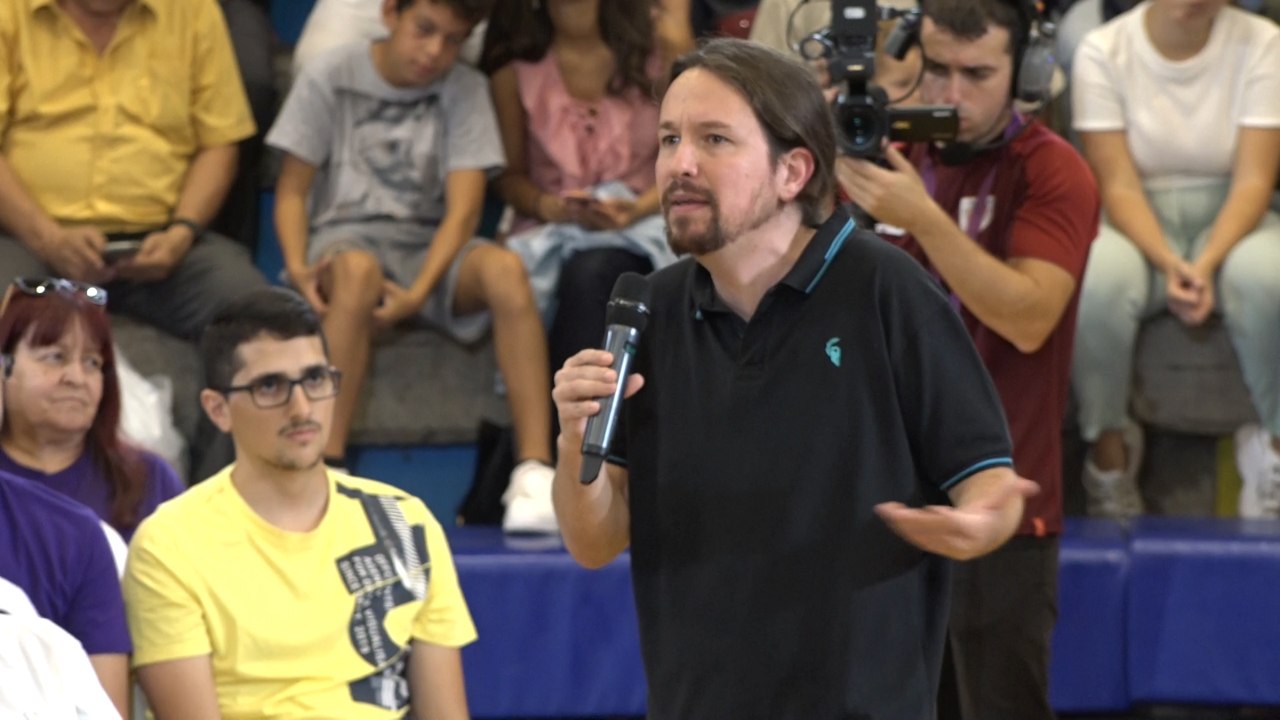 Iglesias asegura que el plan de Sánchez es gobernar con Casado