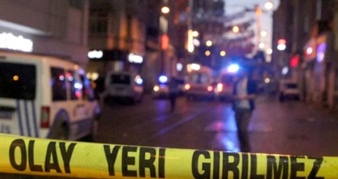 Kocaeli'de dehşet! Sinir krizi geçirip, cinsel organını kesti