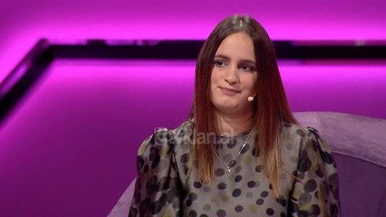 Meson se eshte e biresuar, babai nuk pranon ti tregoje nenen biologjike