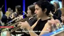 İmamoğlu 29 Ekim Cumhuriyet Marşı'nın orkestra şefliğini yaptı