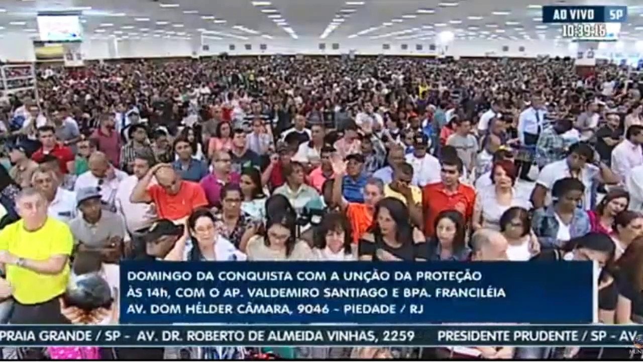 DEUS E TUDO ELE E MARAVILHOSO