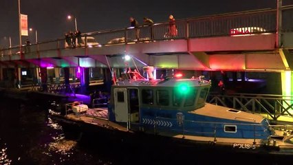 İstanbul-haliç'e düşen yabancı uyruklu kişiyi deniz polisi kurtardı