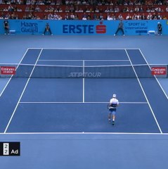 Thiem takes Vienna title to delight home crowd