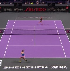 Barty comeback secures winning start at WTA Finals