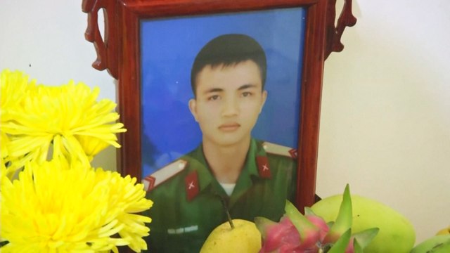 Vietnamese families fear loved ones among 39 victims of deadly UK truck incident