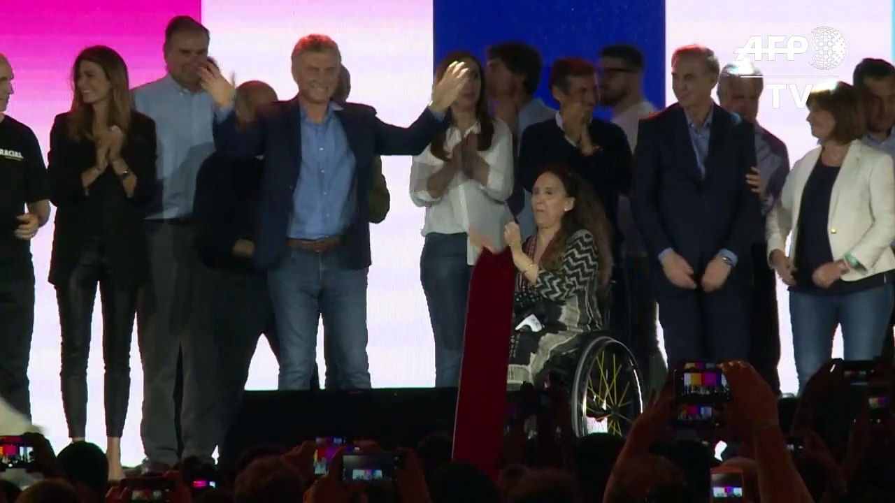 Argentinier wählen Präsident Macri ab