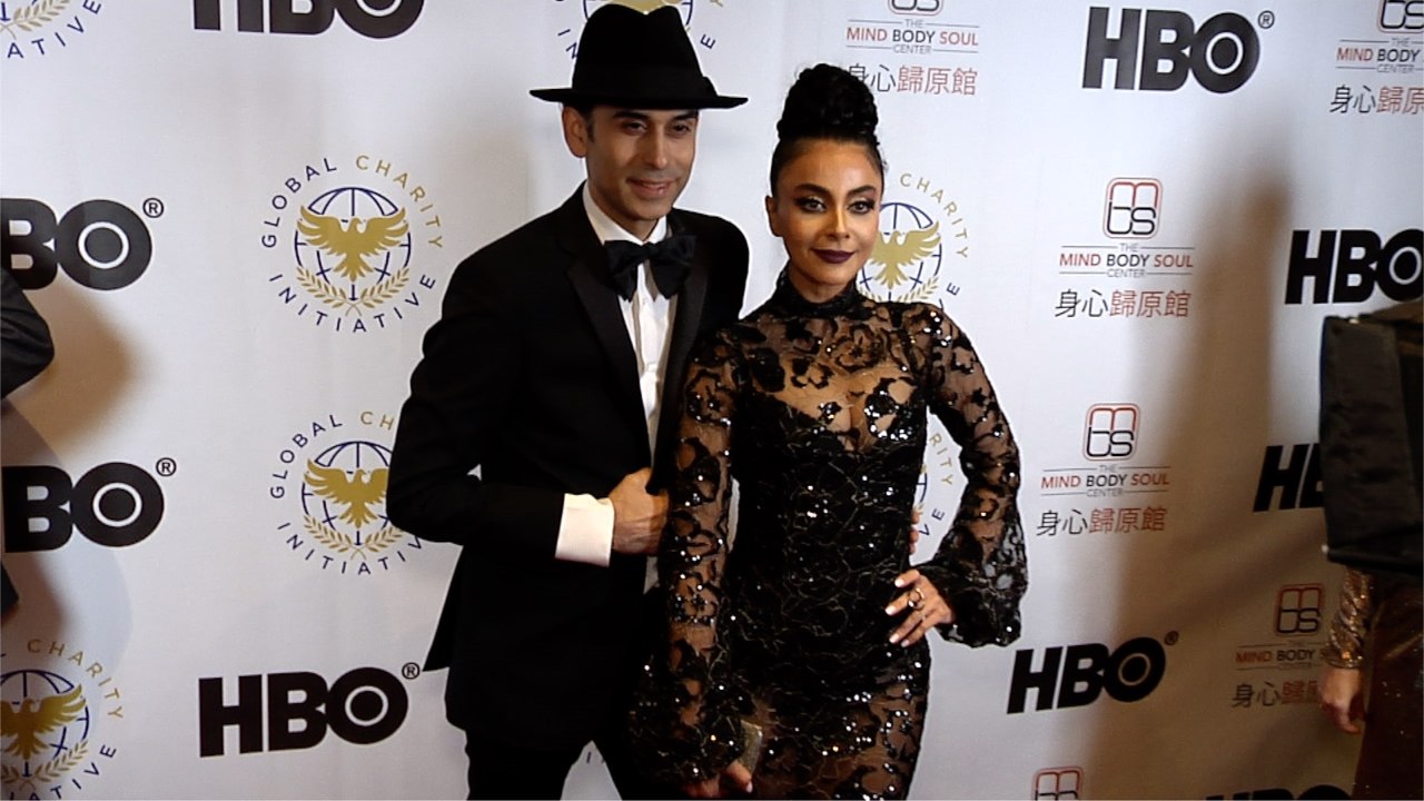 25band "Global Charity Initiative Benefit Black Tie Event" Red Carpet