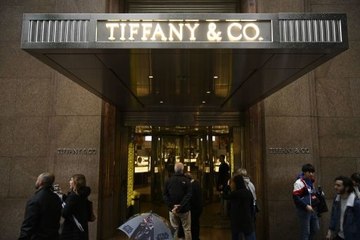 LVMH fait une offre pour racheter le joaillier Tiffany