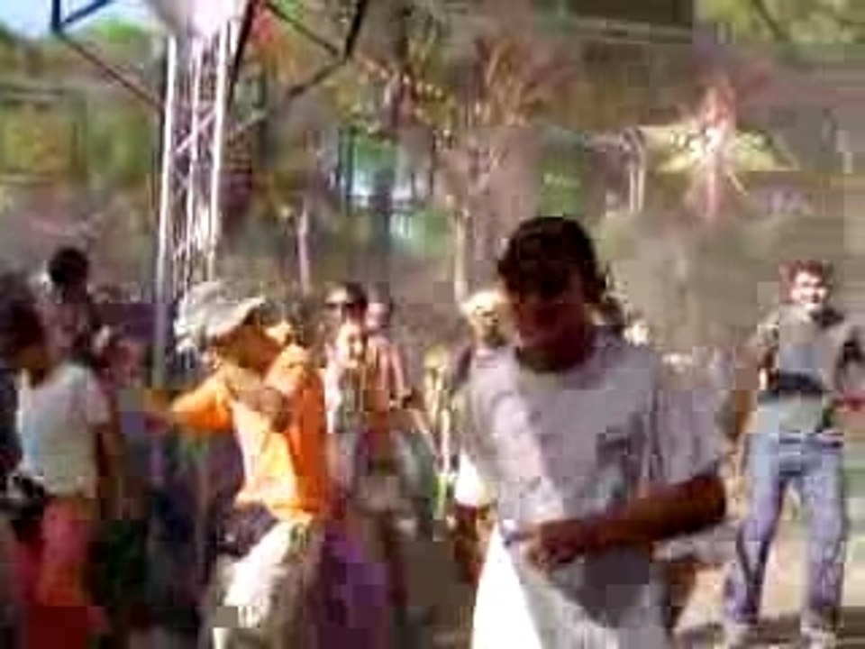 Goa gil in portugal 2002