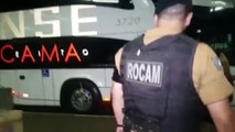 Rocam realiza fiscalização a ônibus a procura de ilícitos trazidos do Paraguai