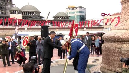 Taksim'de 29 ekim töreni