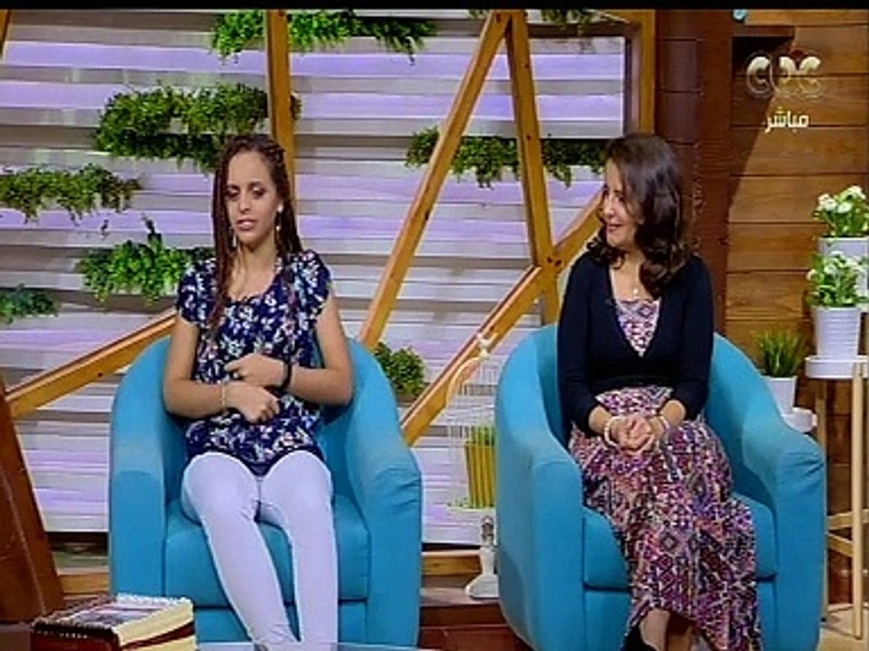 الستات مايعرفوش يكدبوا | على الهواء​.. أم تفاجئ ابنتها بعيد ميلادها في استوديو الستات
