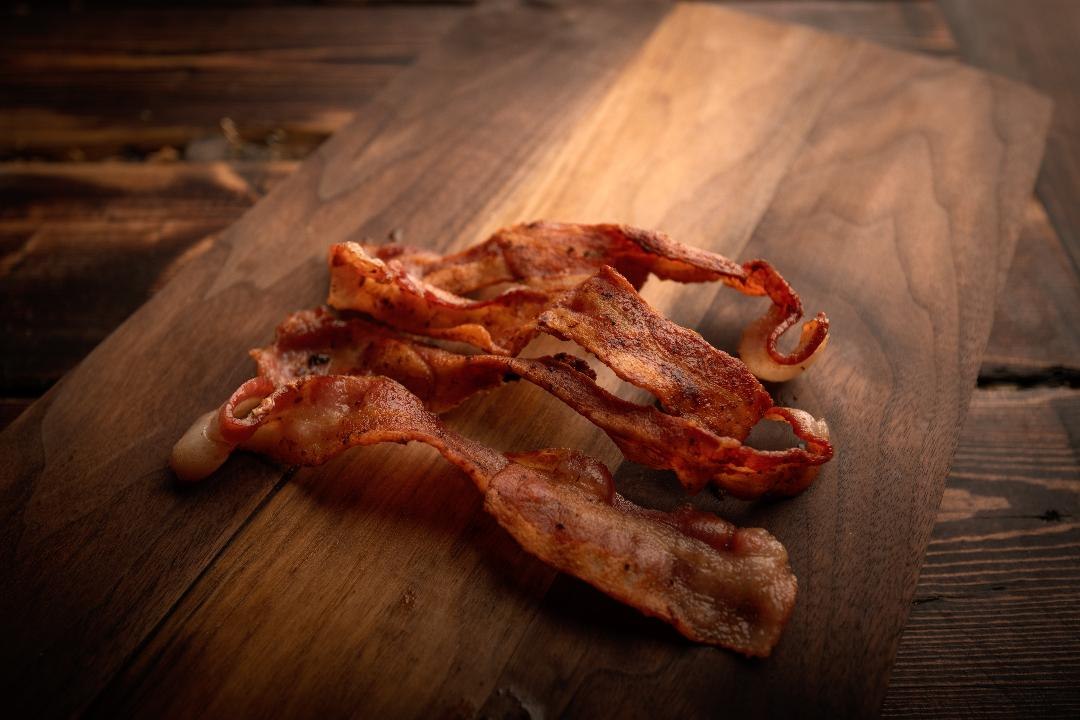 Amazon Shoppers Swear This $15 Tool Is the Secret to Perfect Bacon