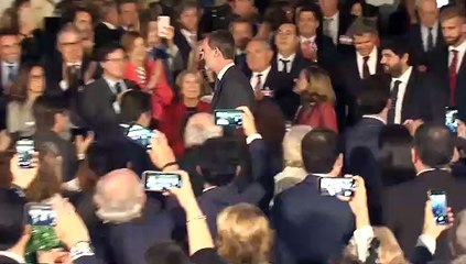 Grandes empresarios dicen ante el Rey que es "muy peligrosa" la imagen que está dando Cataluña al mundo