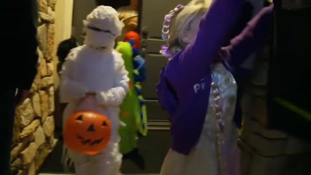 Miles de artículos de Halloween requisados en los comercios por no cumplir la normativa